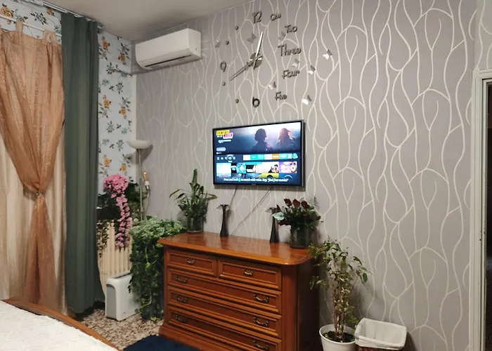 Faristha House